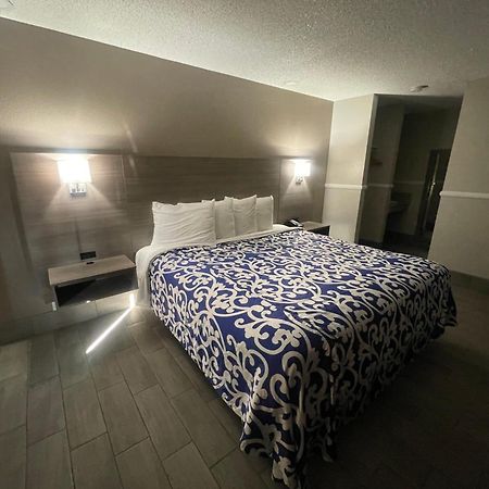 Simplestay Suites - Downtown San Bernardino Extérieur photo