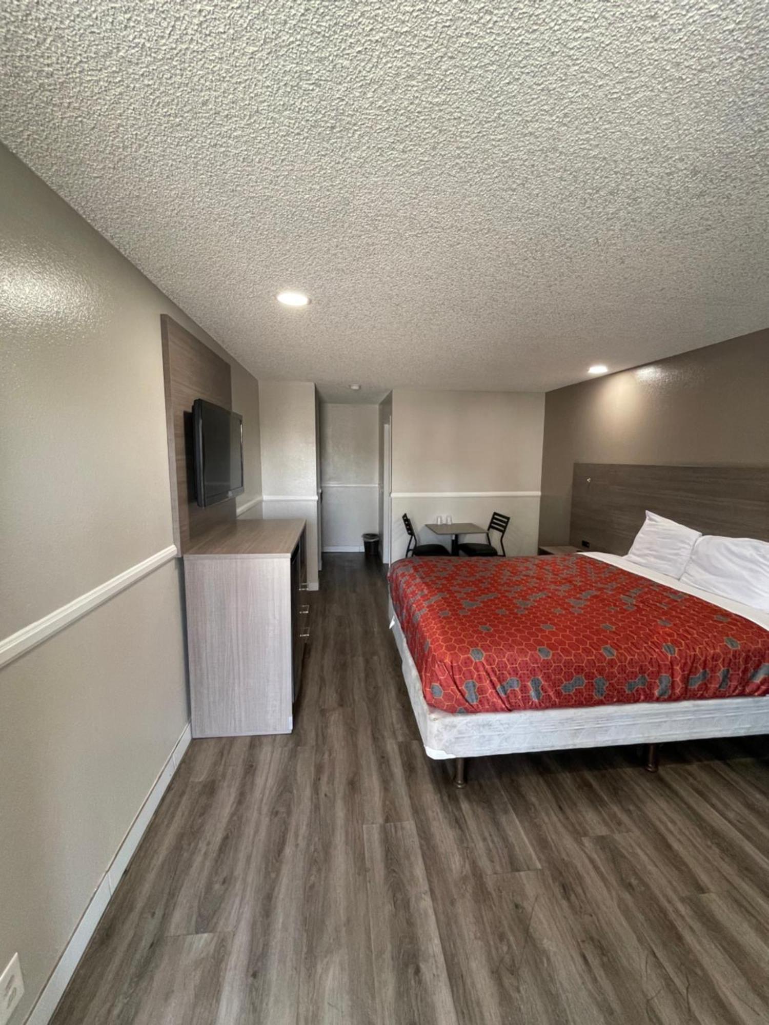 Simplestay Suites - Downtown San Bernardino Extérieur photo