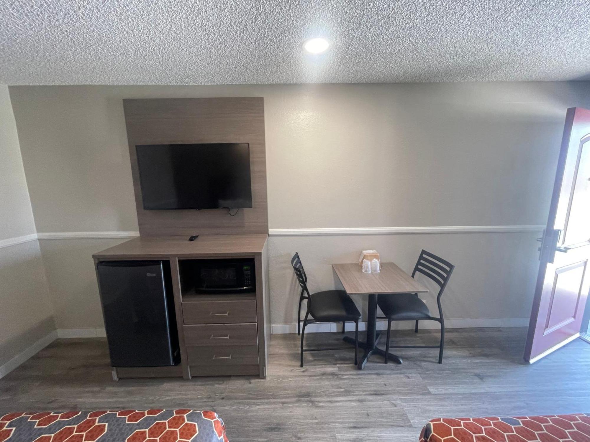 Simplestay Suites - Downtown San Bernardino Extérieur photo