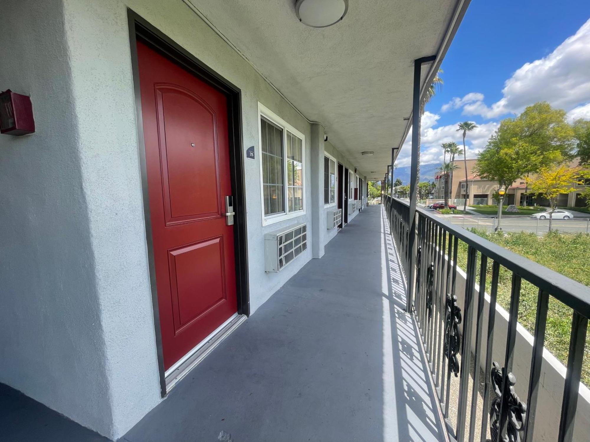 Simplestay Suites - Downtown San Bernardino Extérieur photo